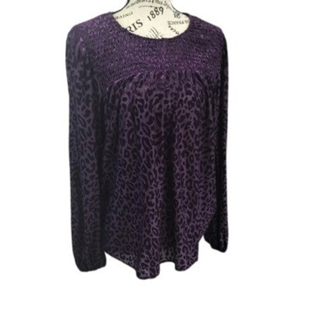 Umgee Purple Leopard Print Smocked Keyhole Button‎ Long Sleeve Blouse Womens Med